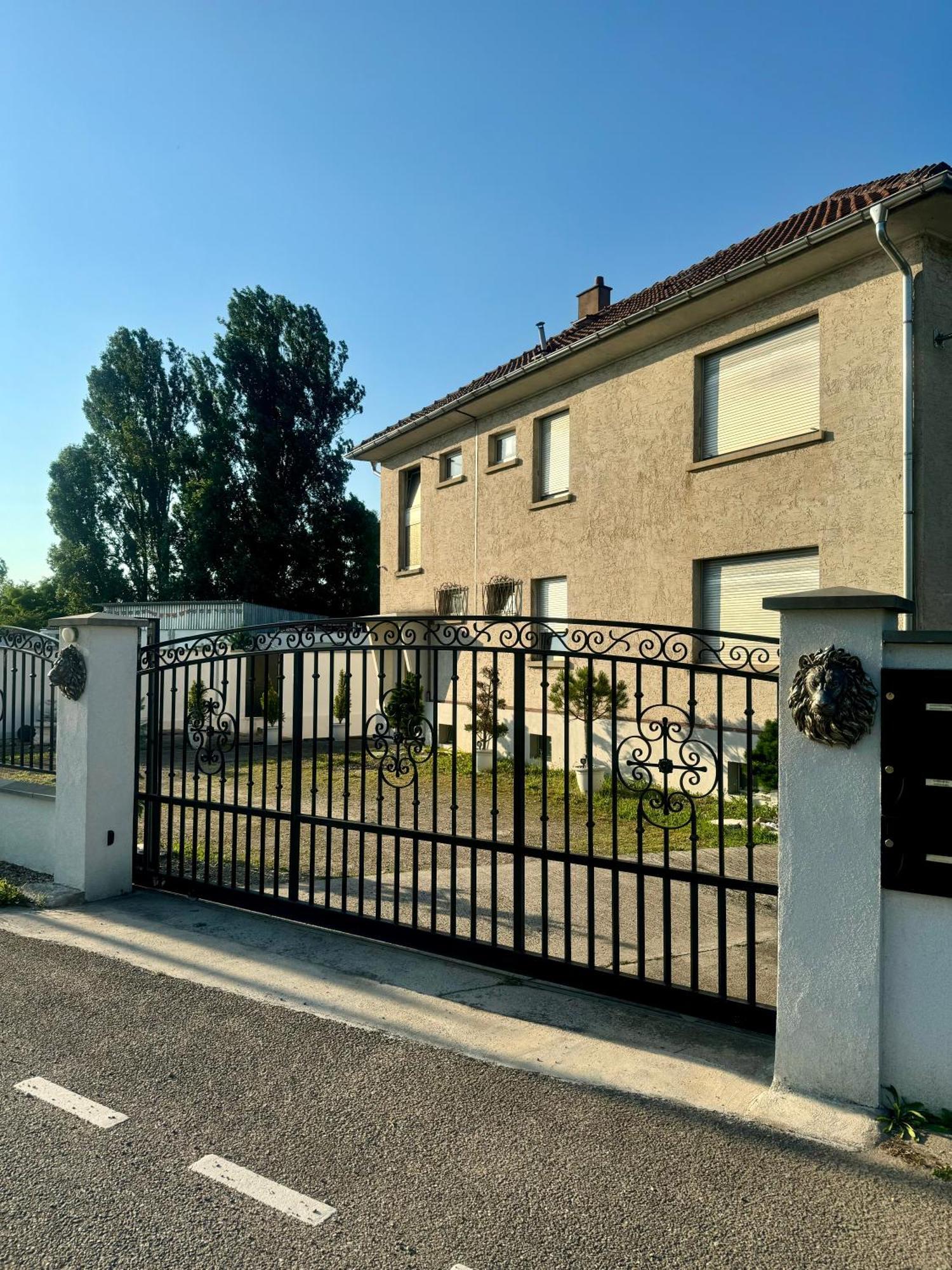 Holtzheim Dynasty Home Spa Appartement 100M2 Jacuzzi Terrasse מראה חיצוני תמונה